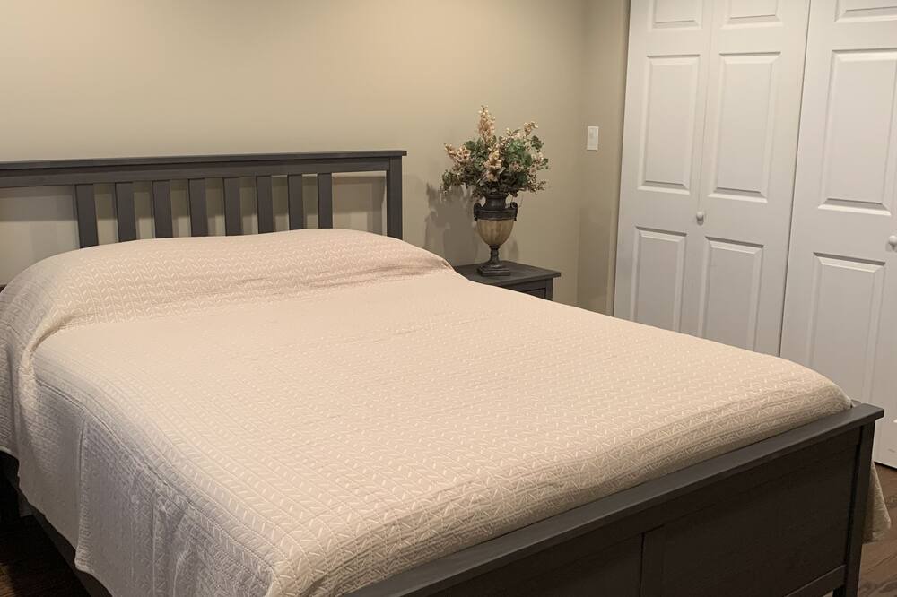 Photo of Bedroom in Highland Park