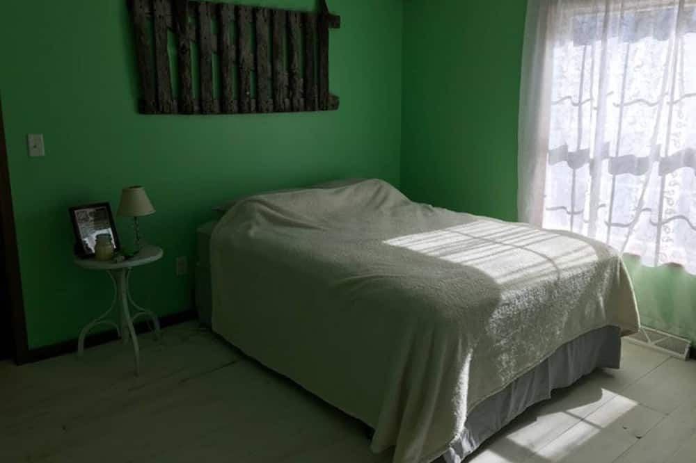 Photo of Bedroom in Centralia