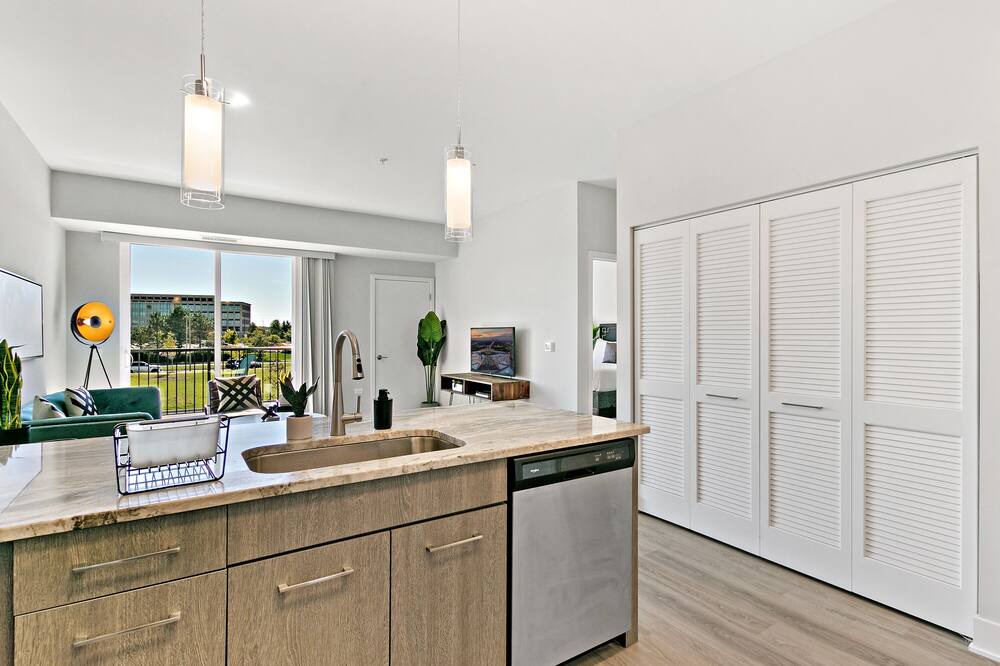 Photo of Bedroom in Warrenville