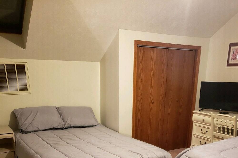 Photo of Bedroom in Goreville