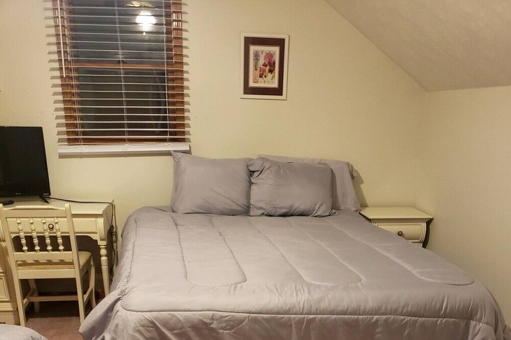Photo of Bedroom in Goreville