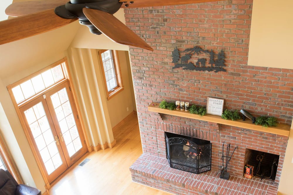 Photo of Patio Balcony in Adair