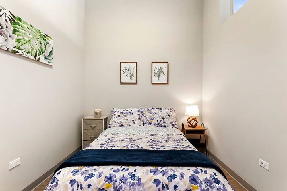 Photo of Bedroom in Near South Side