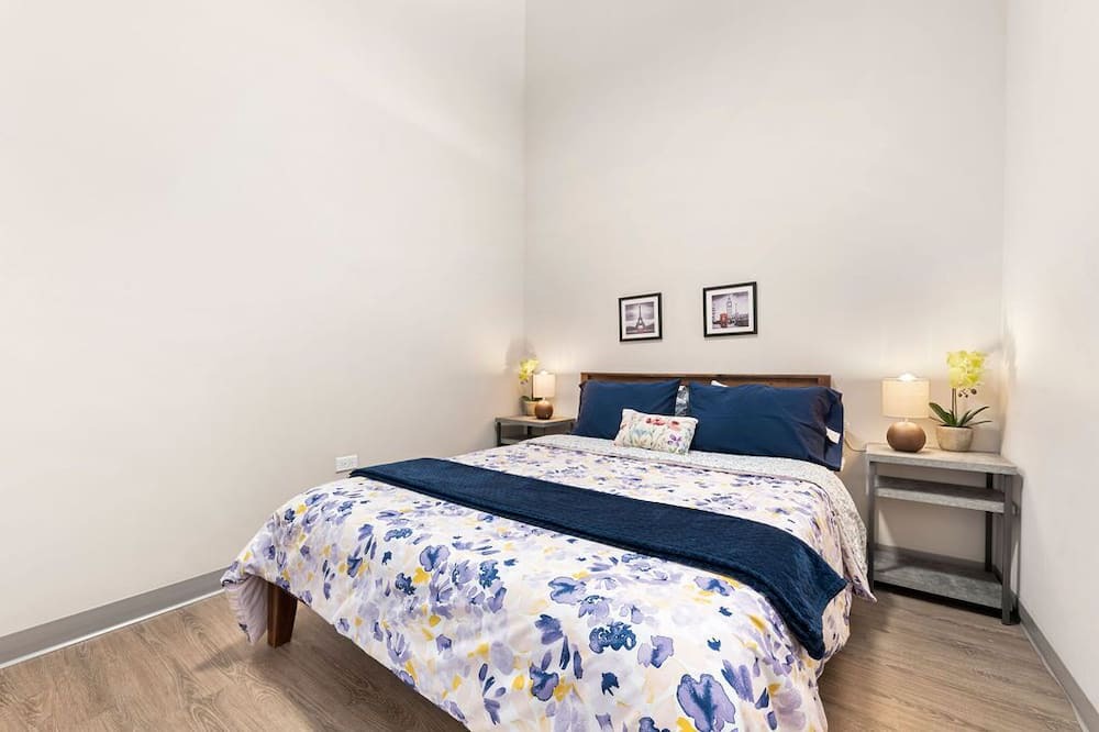 Photo of Bedroom in Near South Side