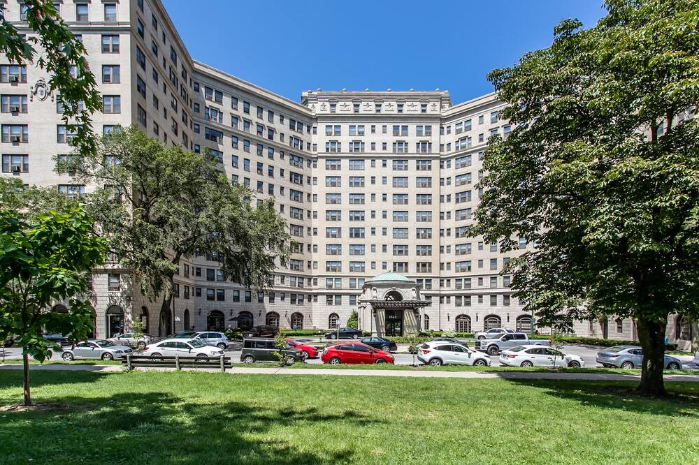 Photo of Outdoor in East Hyde Park