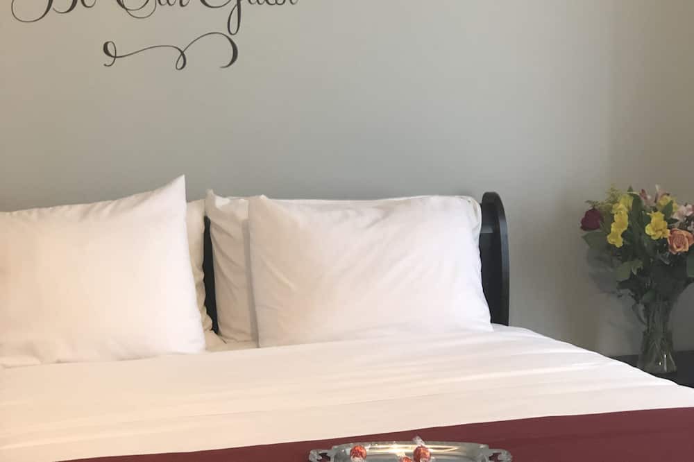 Photo of Bedroom in Tinley Park