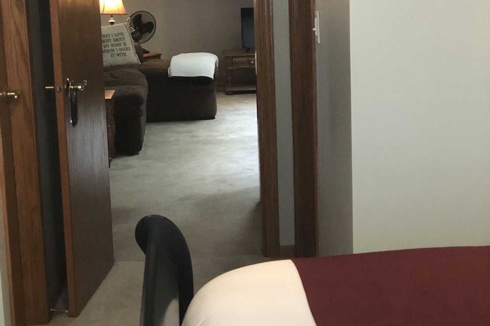 Photo of Bedroom in Tinley Park