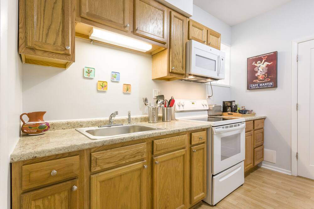 Photo of Kitchen in Forest Park