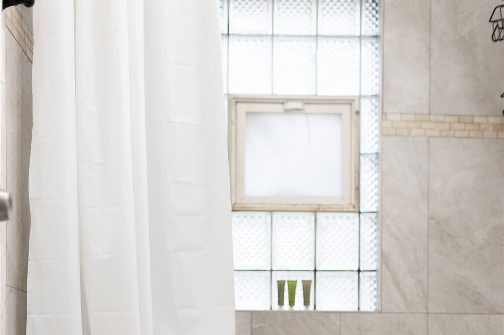Photo of Bathroom in Noble Square