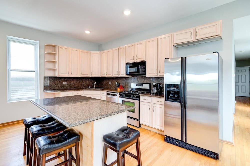 Photo of Kitchen in Pulaski Park