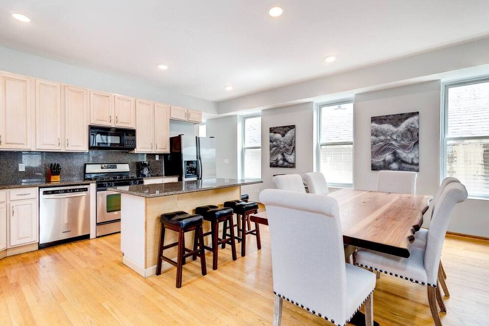 Photo of Kitchen in Pulaski Park