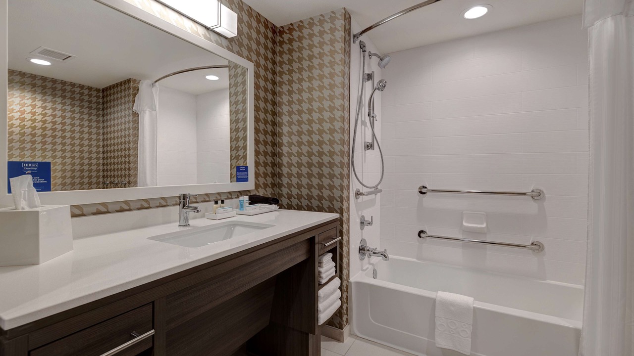 Photo of Bathroom in DeKalb