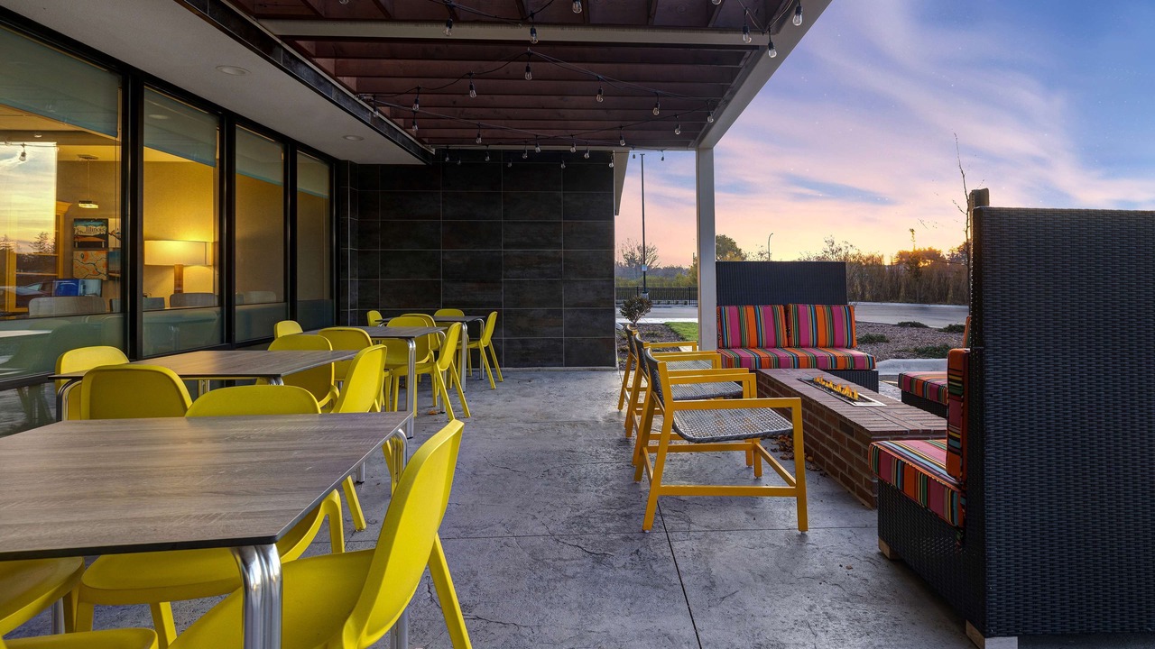 Photo of Patio Balcony in DeKalb