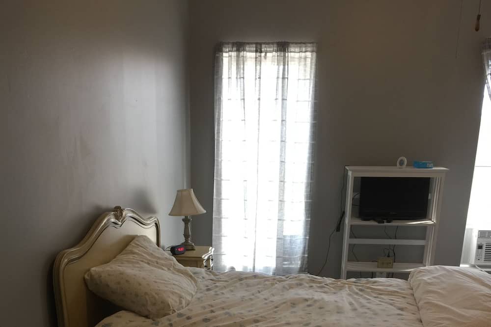 Photo of Bedroom in Morrison