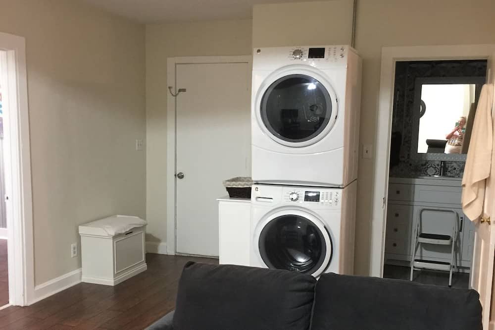 Photo of Livingroom in Morrison