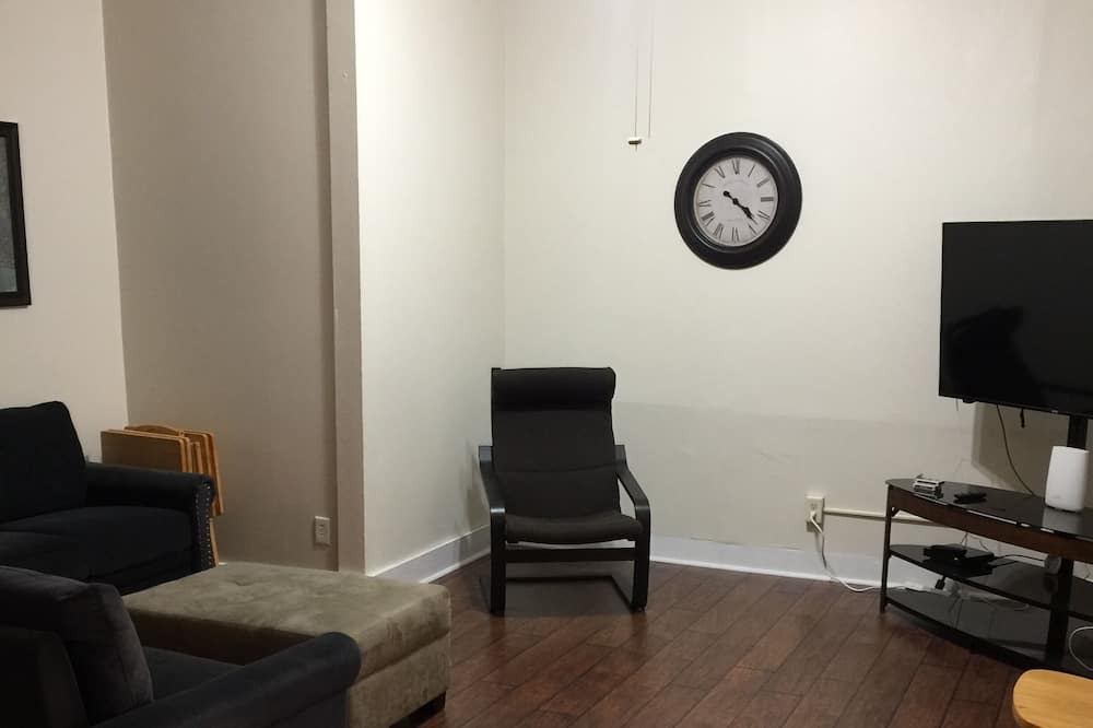 Photo of Livingroom in Morrison
