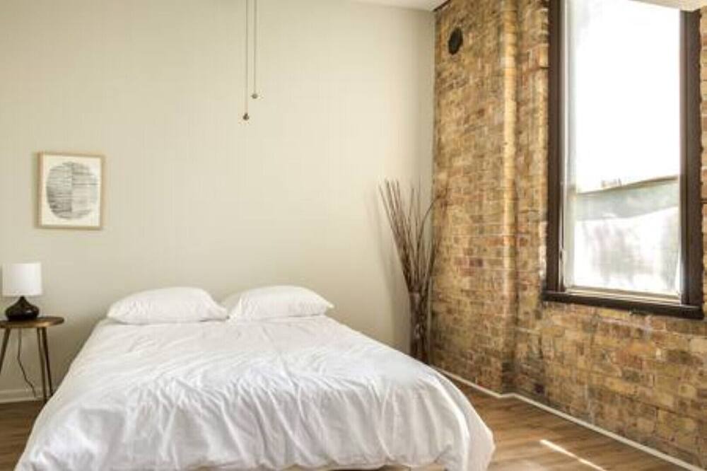 Photo of Bedroom in River North