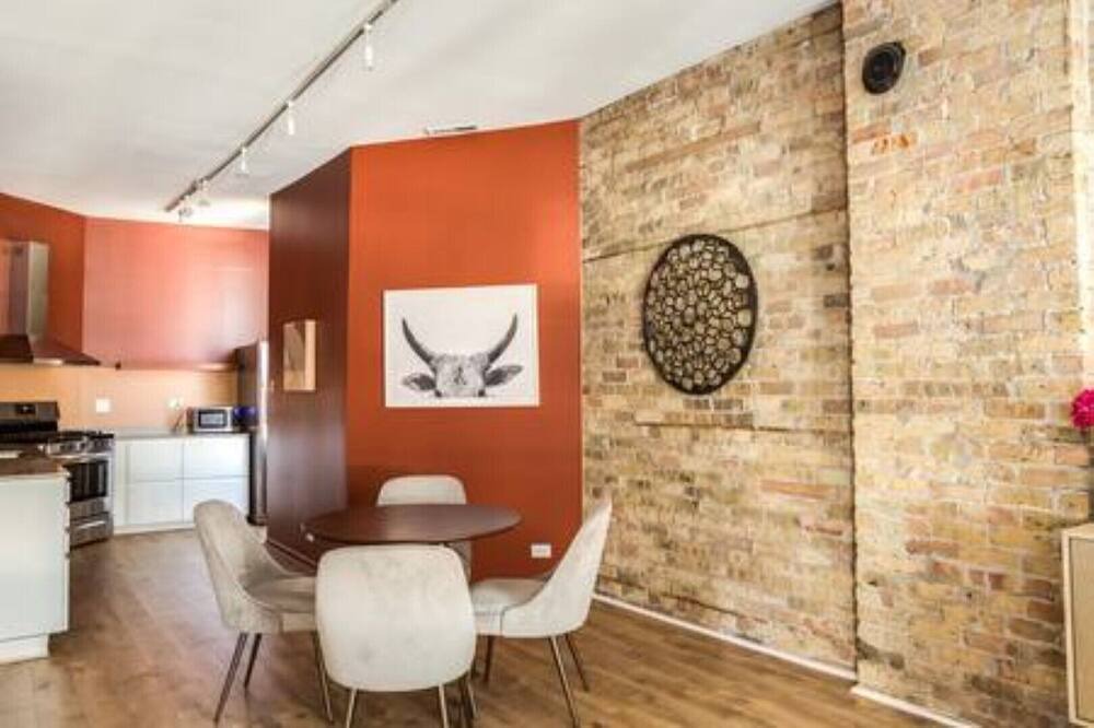 Photo of Bedroom in River North
