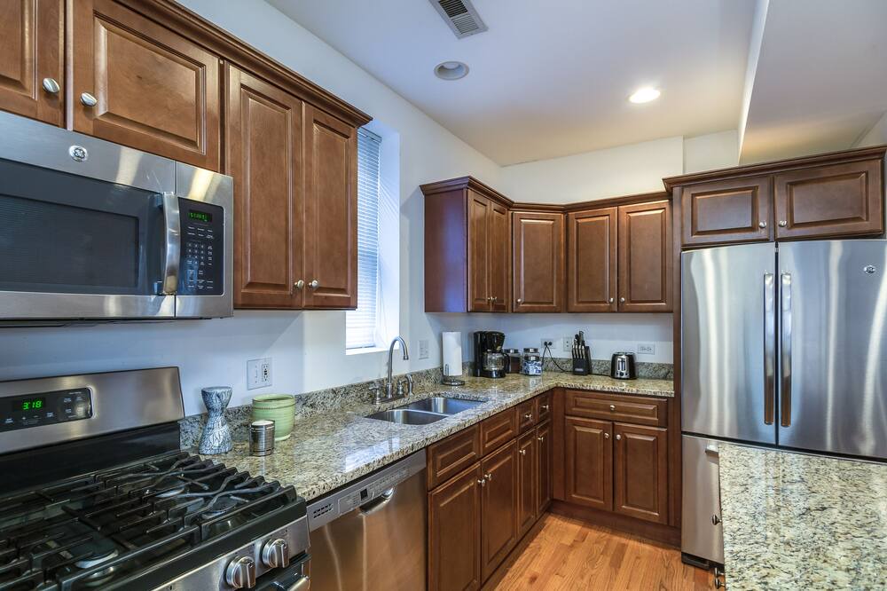 Photo of Kitchen in Wrightwood Neighbors