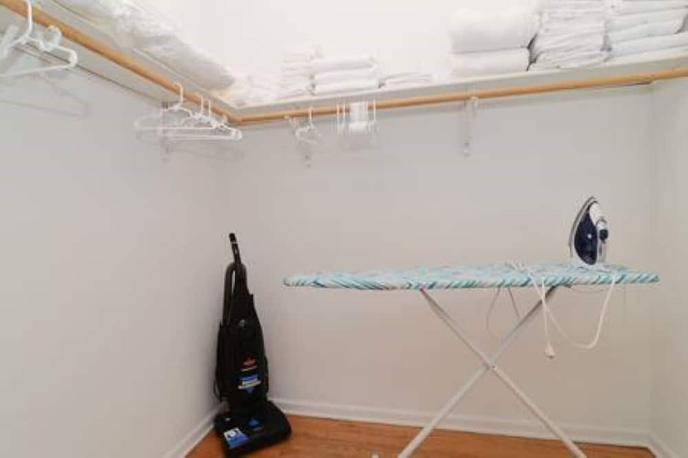 Photo of Bedroom in Wrightwood Neighbors