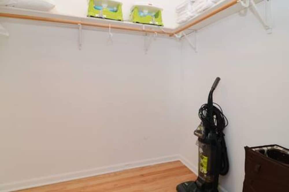 Photo of Bedroom in Wrightwood Neighbors