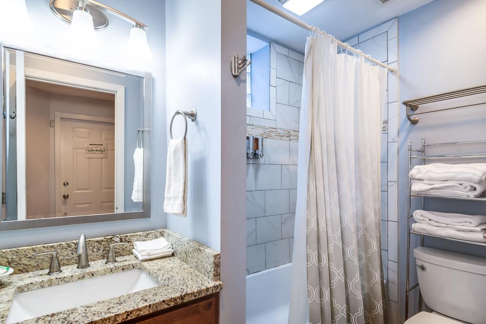 Photo of Bathroom in Wrightwood Neighbors