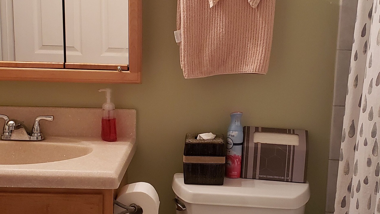 Photo of Bathroom in Country Club Hills