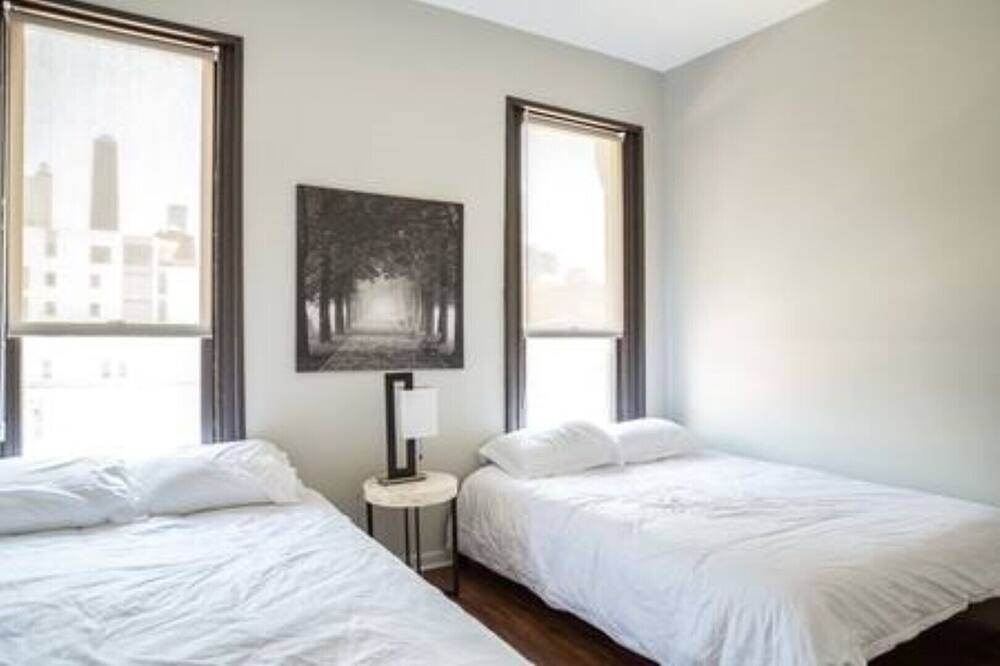 Photo of Bedroom in River North