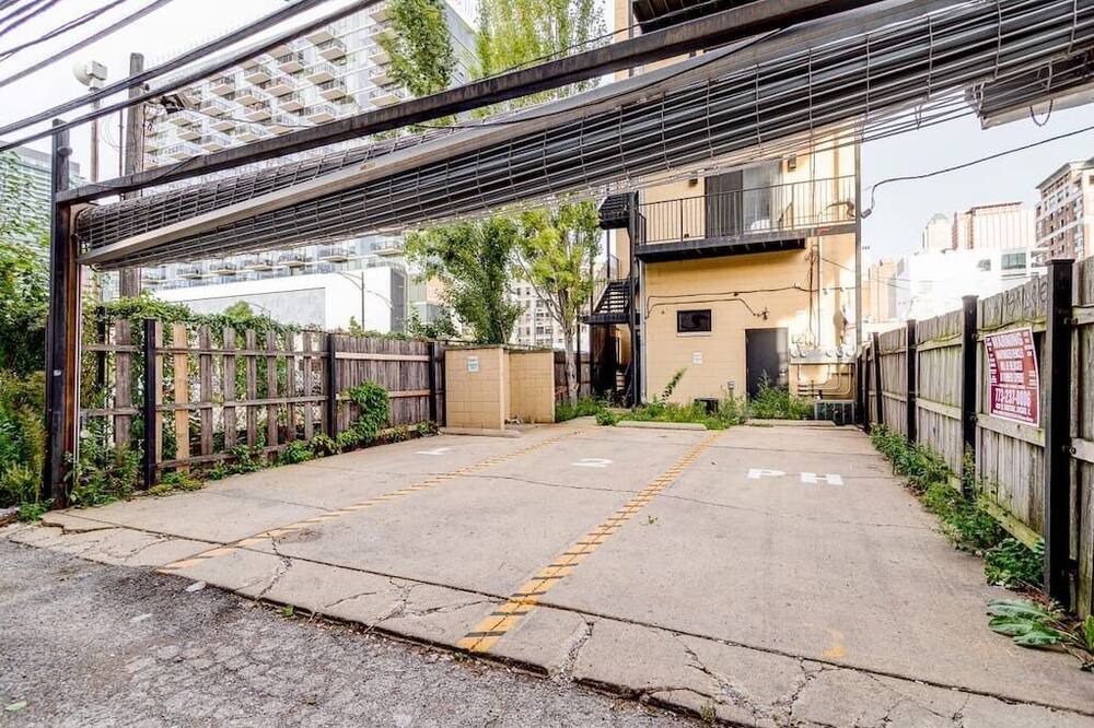 Photo of Outdoor in River North