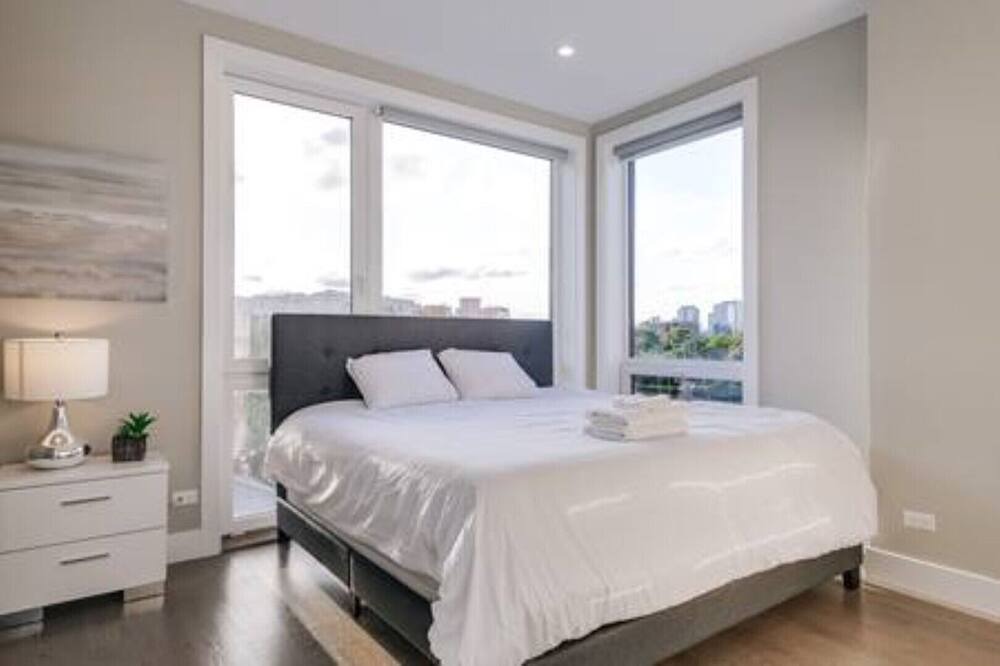 Photo of Bedroom in River North