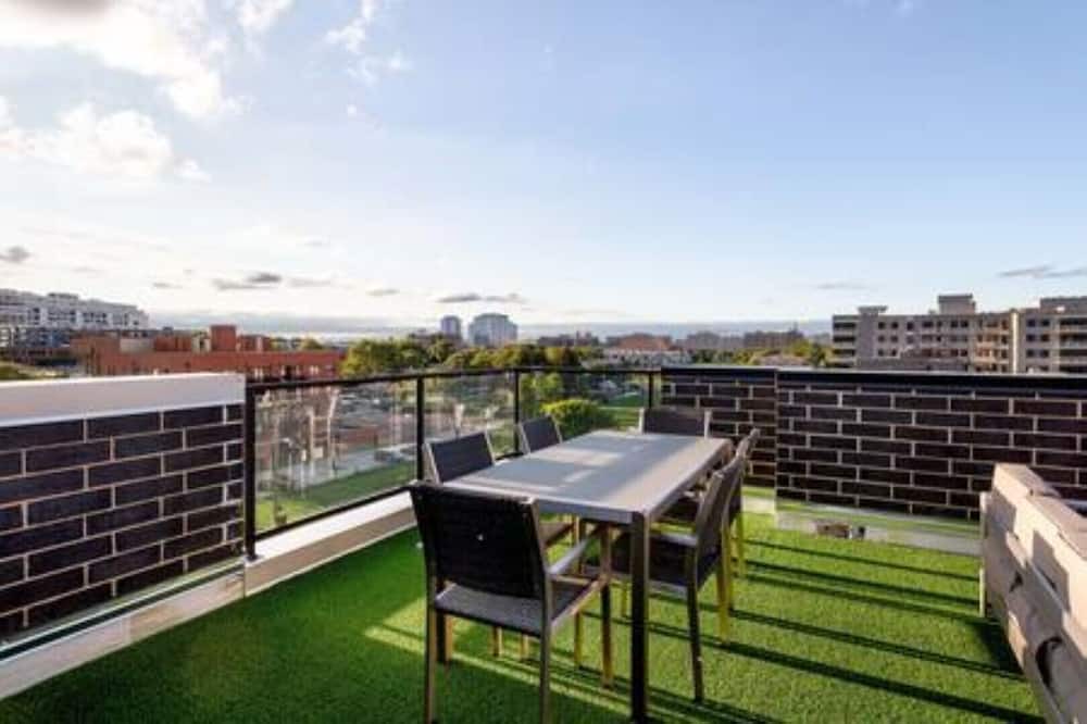 Photo of Patio Balcony in River North