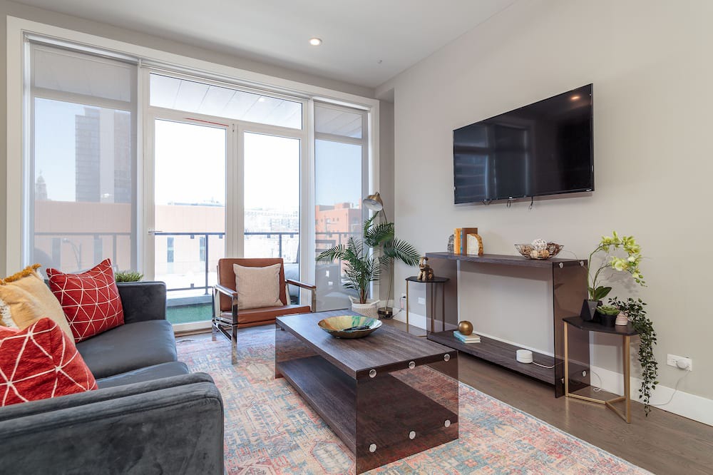 Photo of Livingroom in River North