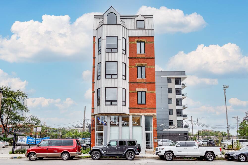 Photo of Outdoor in River North