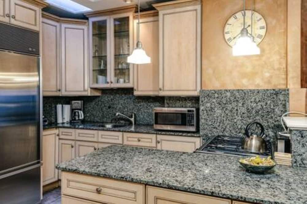 Photo of Kitchen in Gold Coast