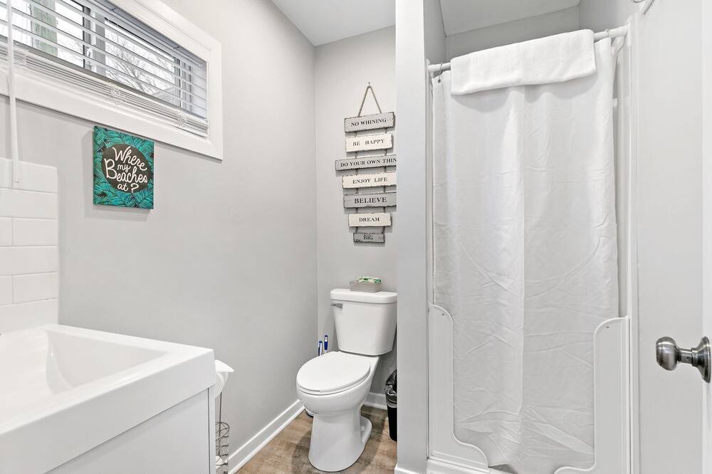 Photo of Bathroom in Fox Lake