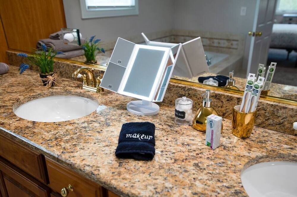Photo of Bathroom in Downers Grove