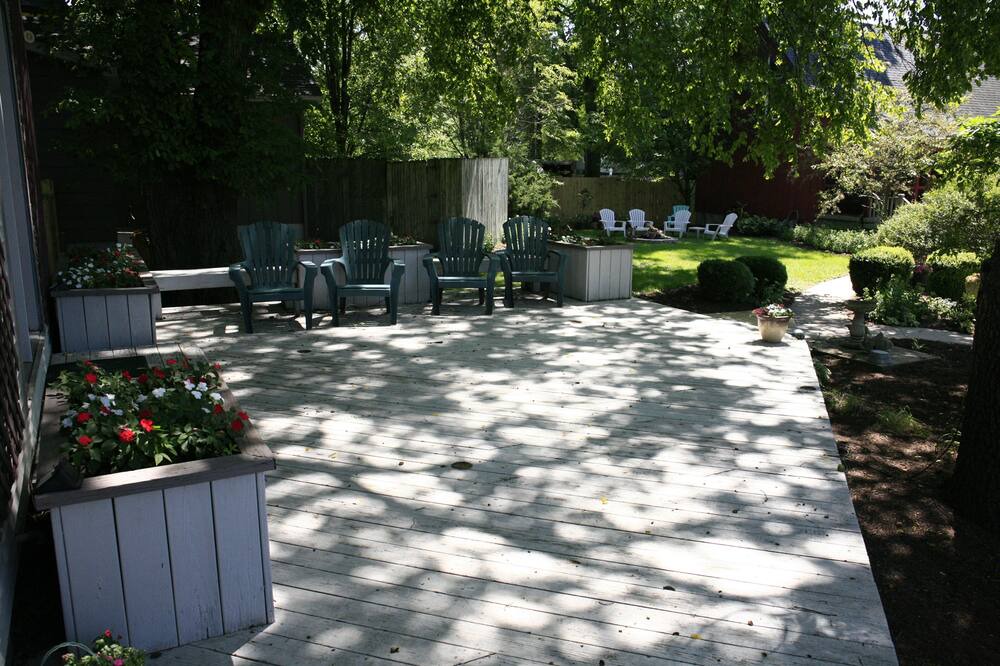 Photo of Outdoor in Utica