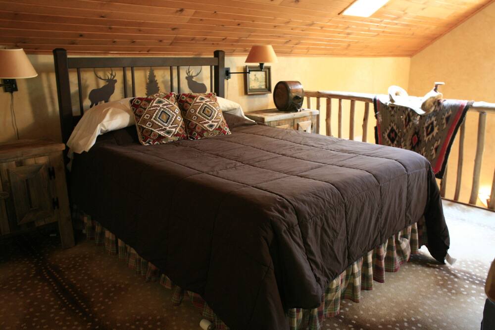 Photo of Bedroom in Utica