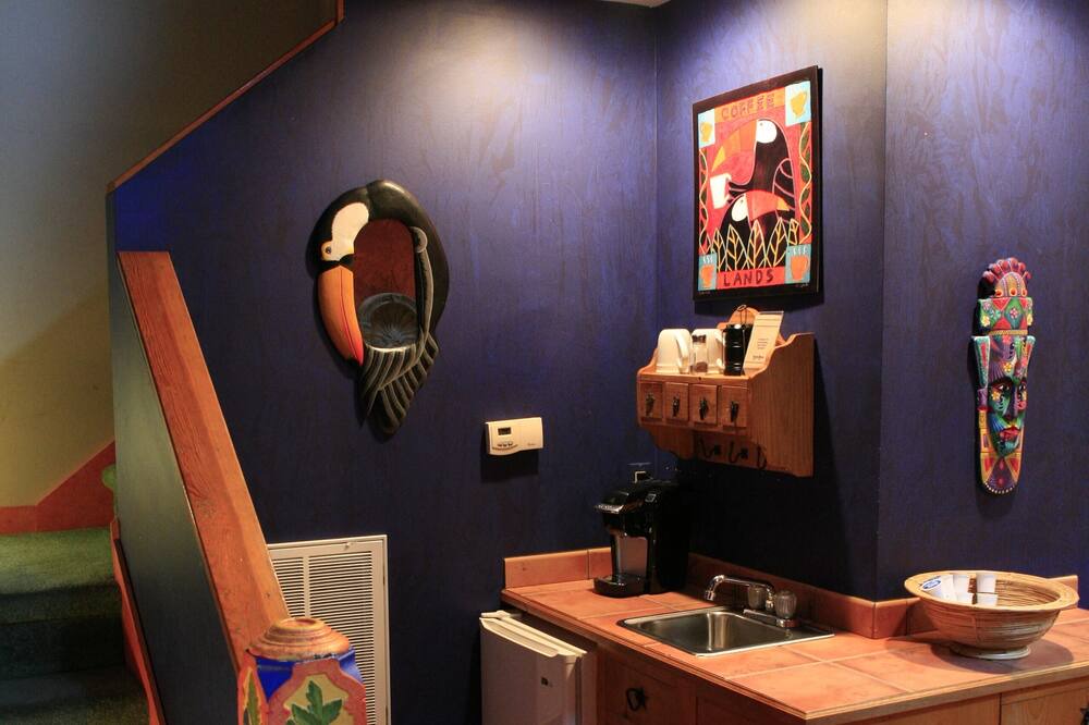 Photo of Bedroom in Utica