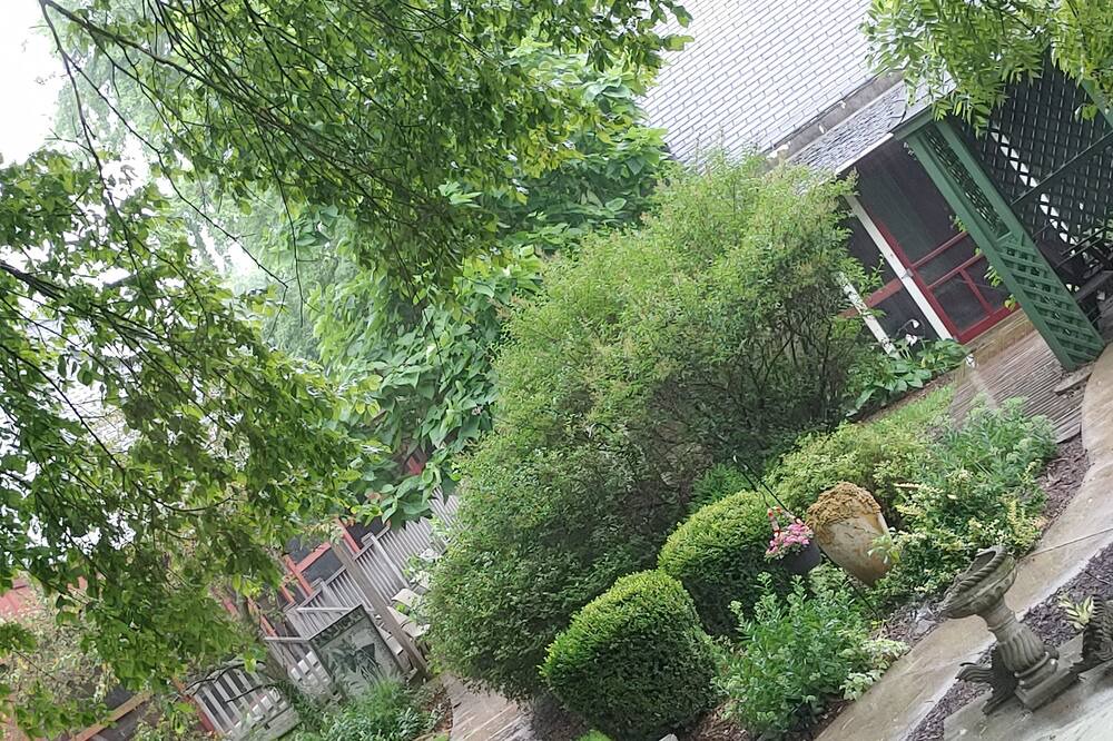 Photo of Outdoor in Utica
