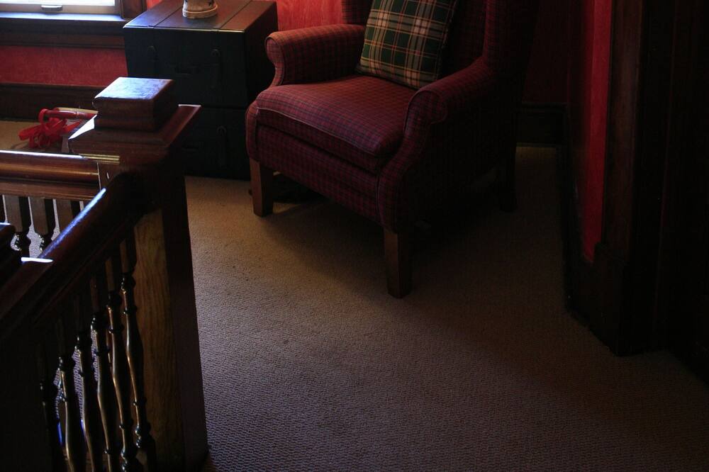 Photo of Livingroom in Utica