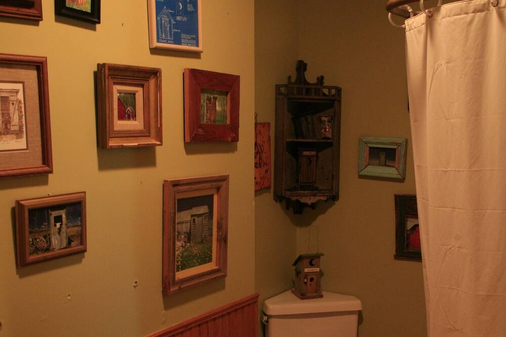 Photo of Bathroom in Utica