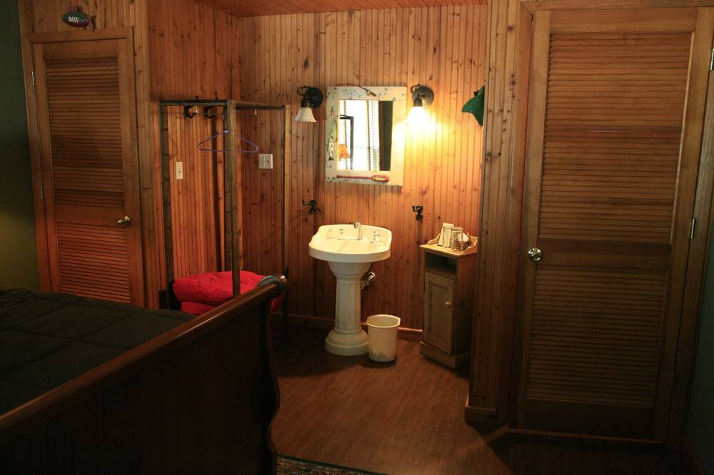 Photo of Bathroom in Utica