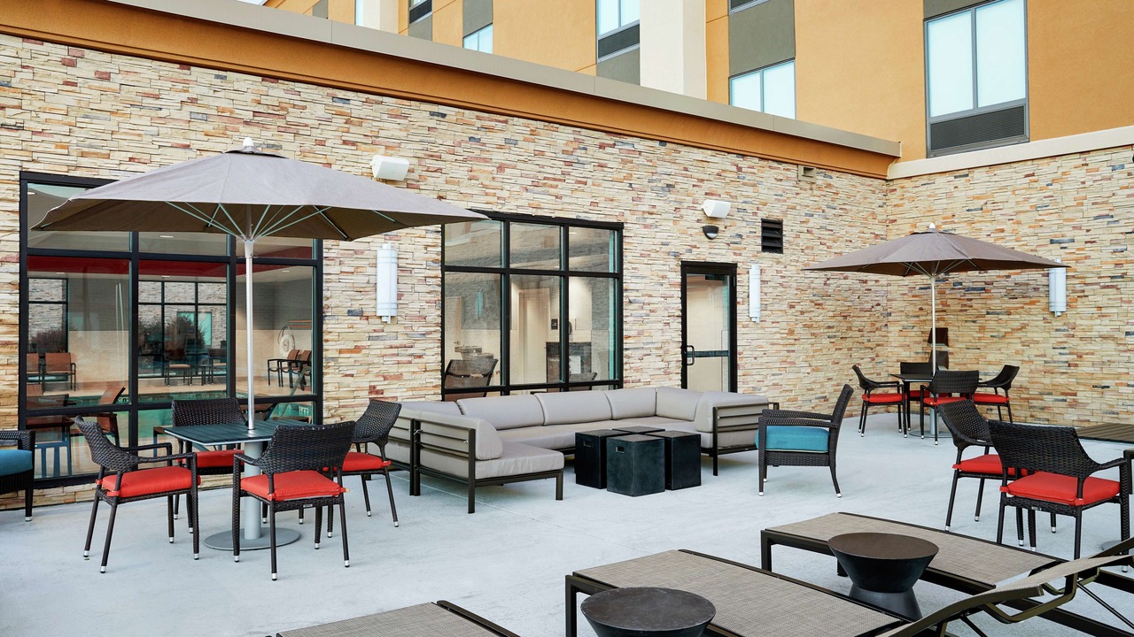 Photo of Patio Balcony in Waukegan