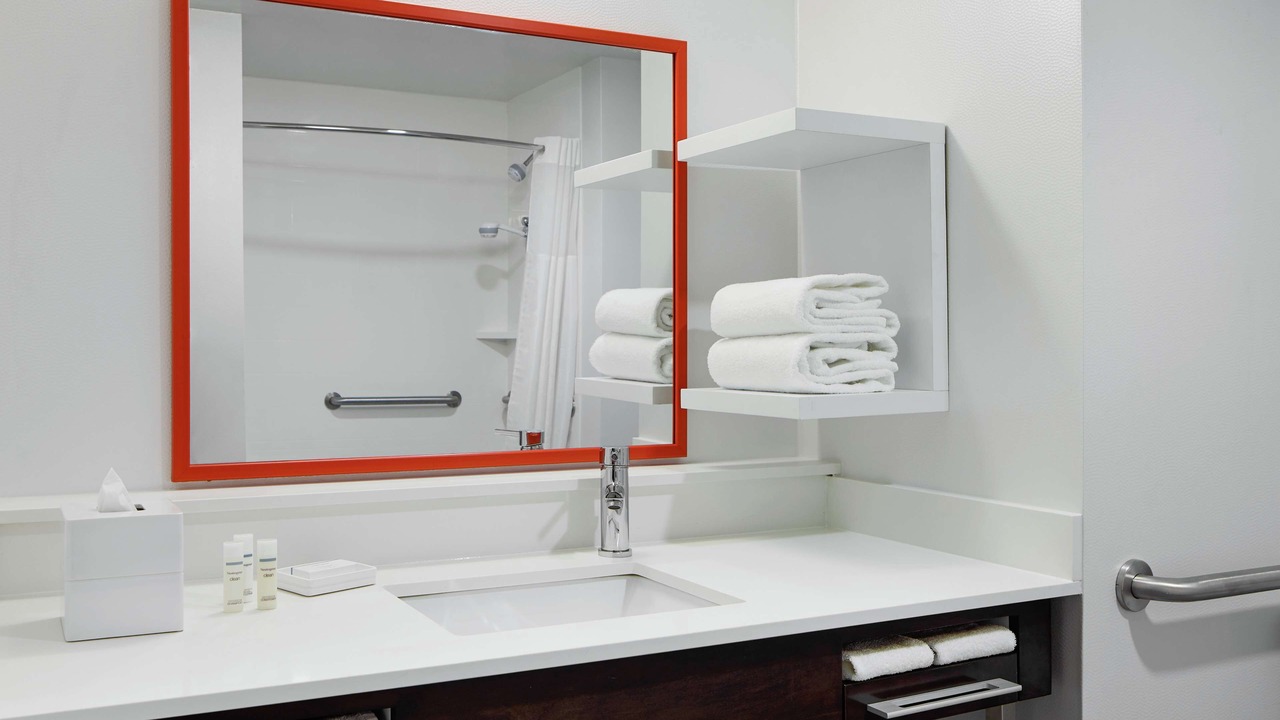 Photo of Bathroom in Waukegan