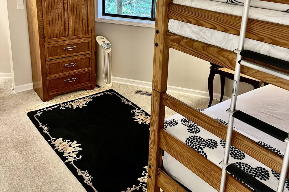 Photo of Bedroom in Gilberts