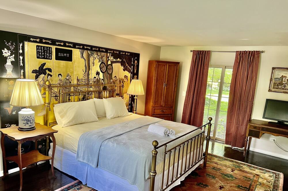 Photo of Bedroom in Gilberts