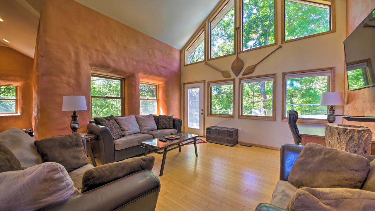 Photo of Livingroom in Carbondale