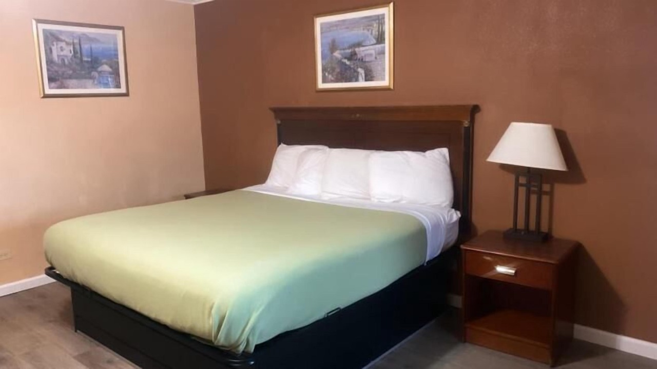 Photo of Bedroom in Broadview