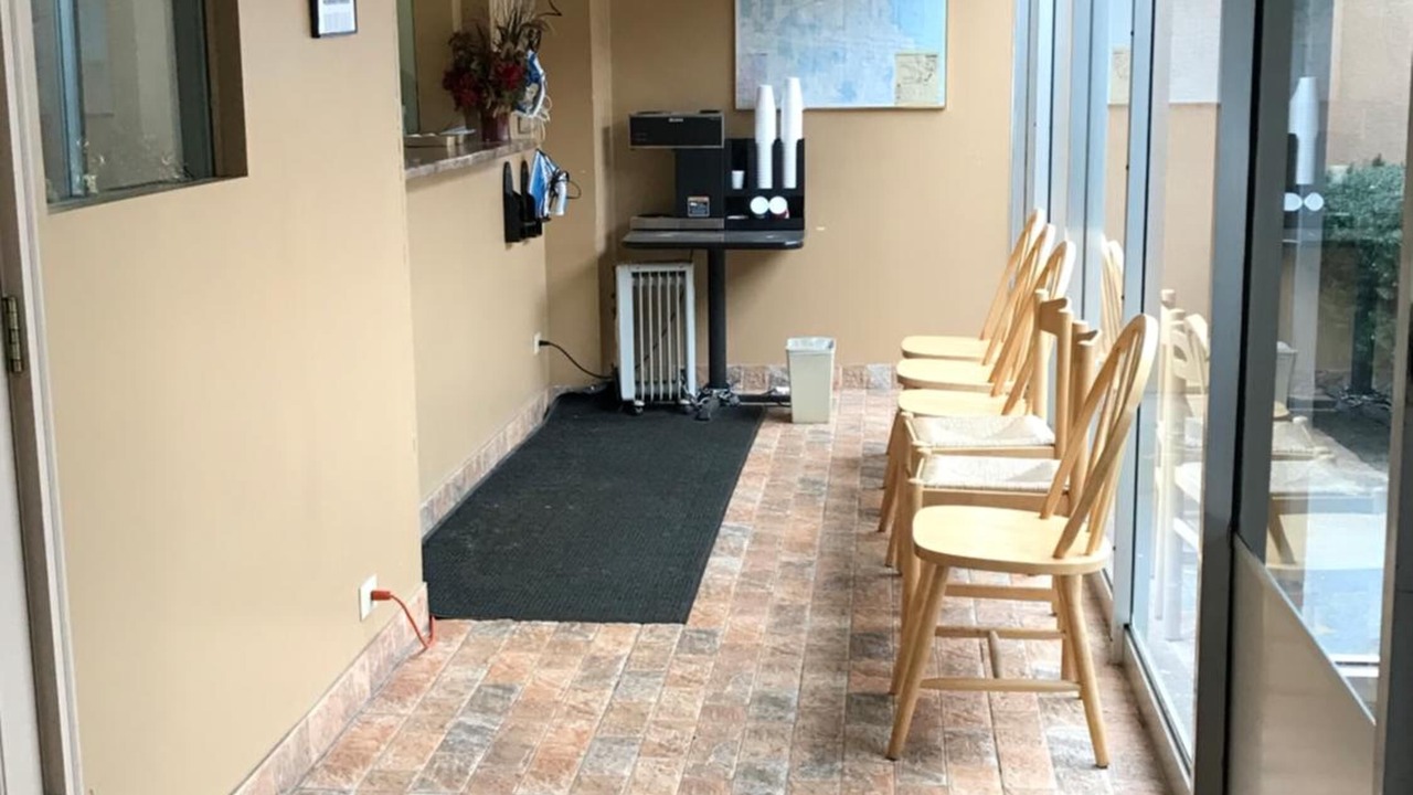 Photo of Livingroom in Broadview